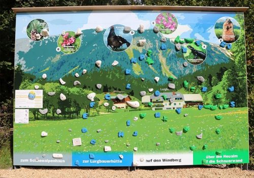 Freistehende Outdoor Kletterwand mit Fototapete – Naturpark Mürzer Oberland